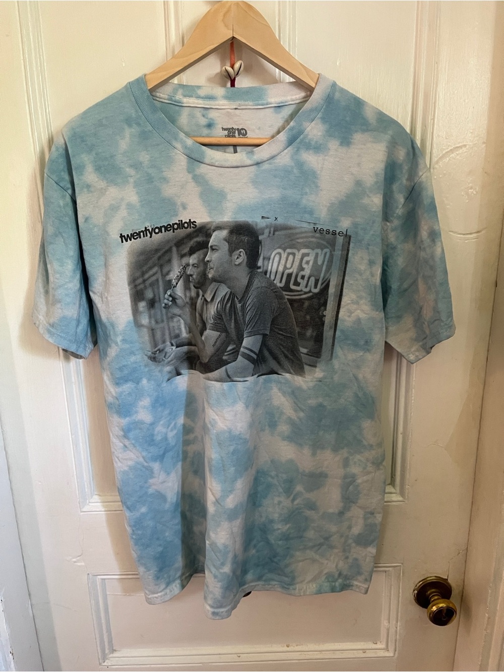 Twenty One Pilots Tie-Dye Band Tee in Light Blue and White